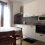 L'agrifoglio * ليتْسّينو
